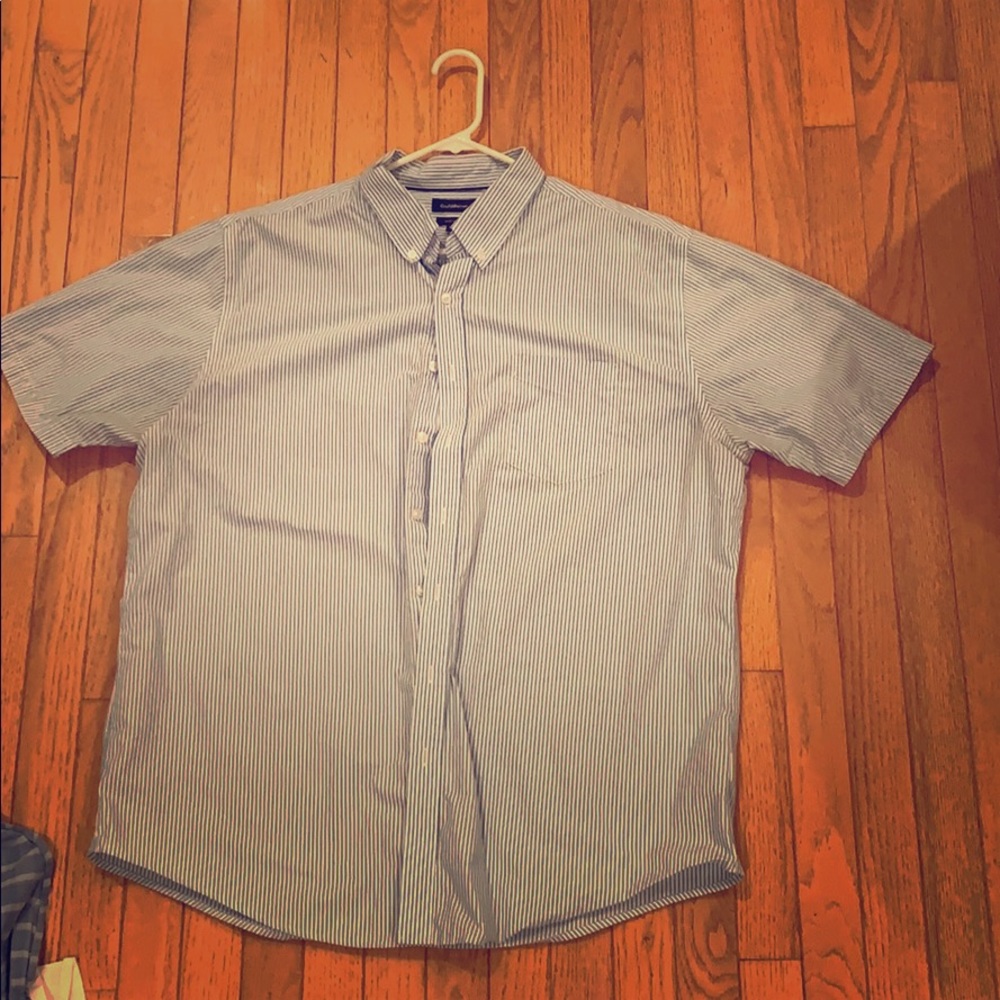 Croft &Barrow men’s Button Down